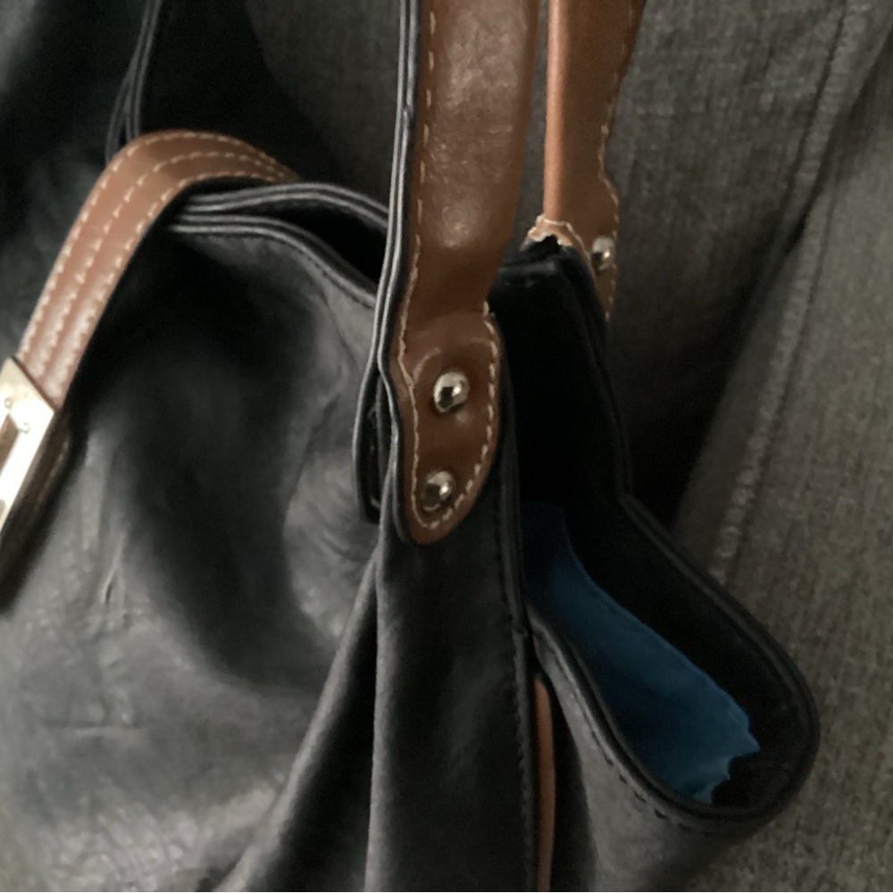 Sag Harbor Purse Tote Bag - Picture 10 of 13